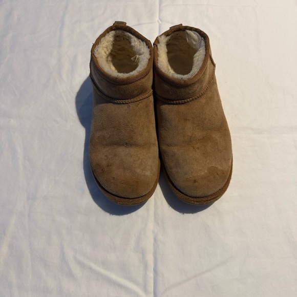 UGG Chestnut Suede Ankle Boots - Picture 8 of 14